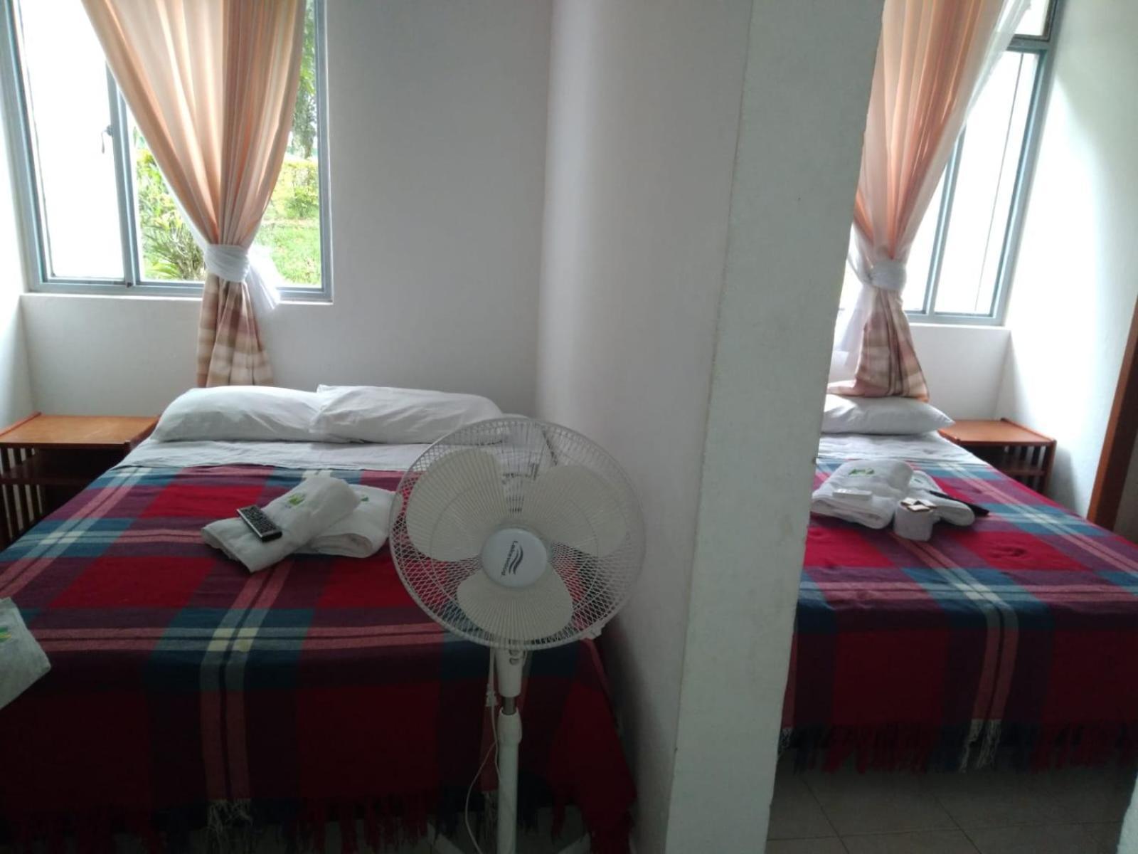 Servituristicos La Esmeralda Hotel Santa Maria Ngoại thất bức ảnh