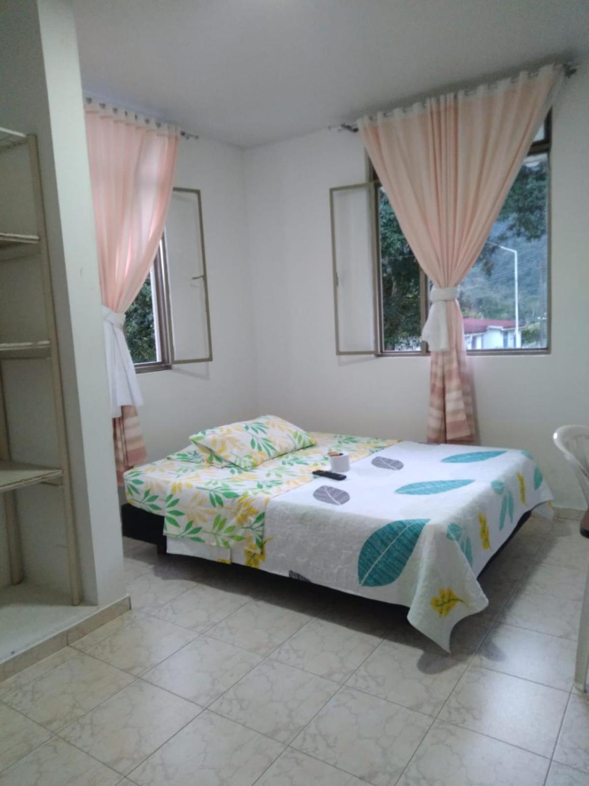 Servituristicos La Esmeralda Hotel Santa Maria Ngoại thất bức ảnh